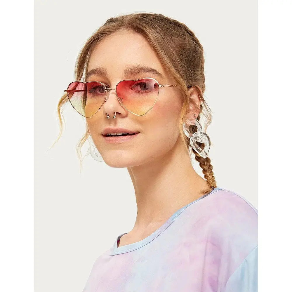 1PC Women Heart Shape Sunglasses luxury Brand Designer Men Metal Frame Sun Glasses Vintage Gradient Ocean Lenses UV400 Shades