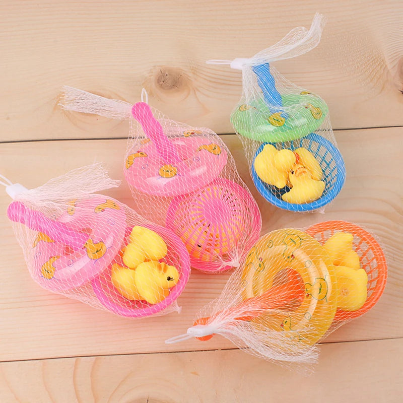 New 5Pcs/Set Kids Floating Bath Toys Mini Swimming Rings Rubber Yellow Ducks Fishing Net Washing Swimming Toddler Toys Water Fun