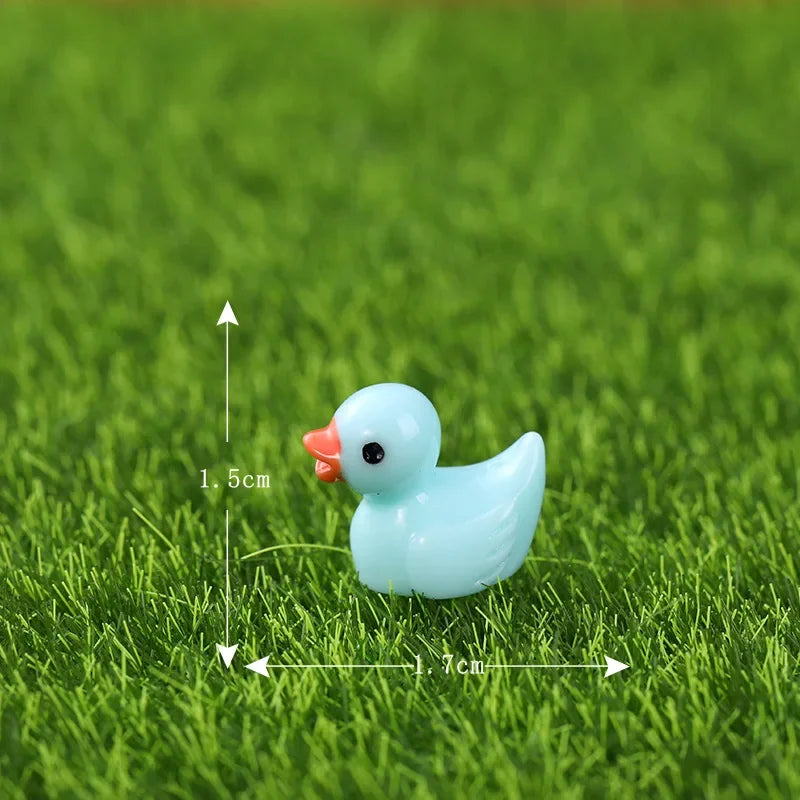 20pcs Tiny Ducks Figures Mini Resin Ducks Plastic Small Miniature Ducks for Dollhouse Fairy Garden Landscape Aquarium Decor