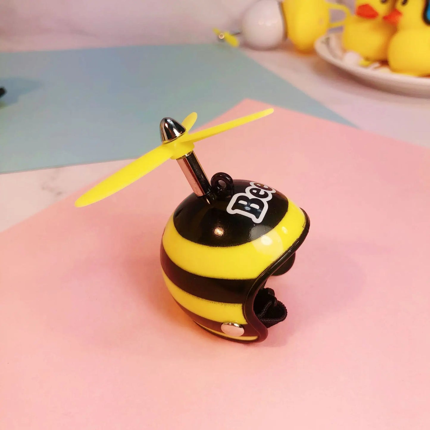 Yellow Black Rubber Duck Animal Pattern Helmet with Propeller for Car Bike Handle Bar Decoration Rubber Squeeky Duckling Duckies