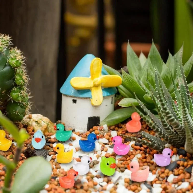 20pcs Tiny Ducks Figures Mini Resin Ducks Plastic Small Miniature Ducks for Dollhouse Fairy Garden Landscape Aquarium Decor