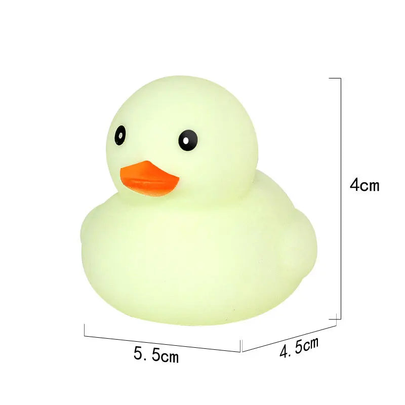Car Decorative Ornaments, Duck, Little Yellow Duck, Bathing, Pinching and Squawking Little Duck, Children's Water Toy