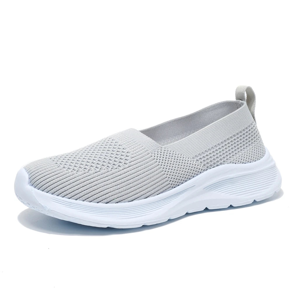 Women Sneakers Lightweight Summer Shoes For Women Casual Flats Shoes Plus Size Women Loafers Anti Slip Tennis Shoes Slio On