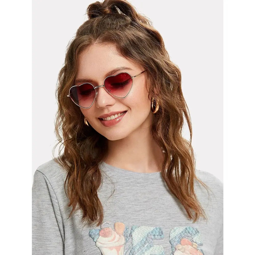 1PC Women Heart Shape Sunglasses luxury Brand Designer Men Metal Frame Sun Glasses Vintage Gradient Ocean Lenses UV400 Shades
