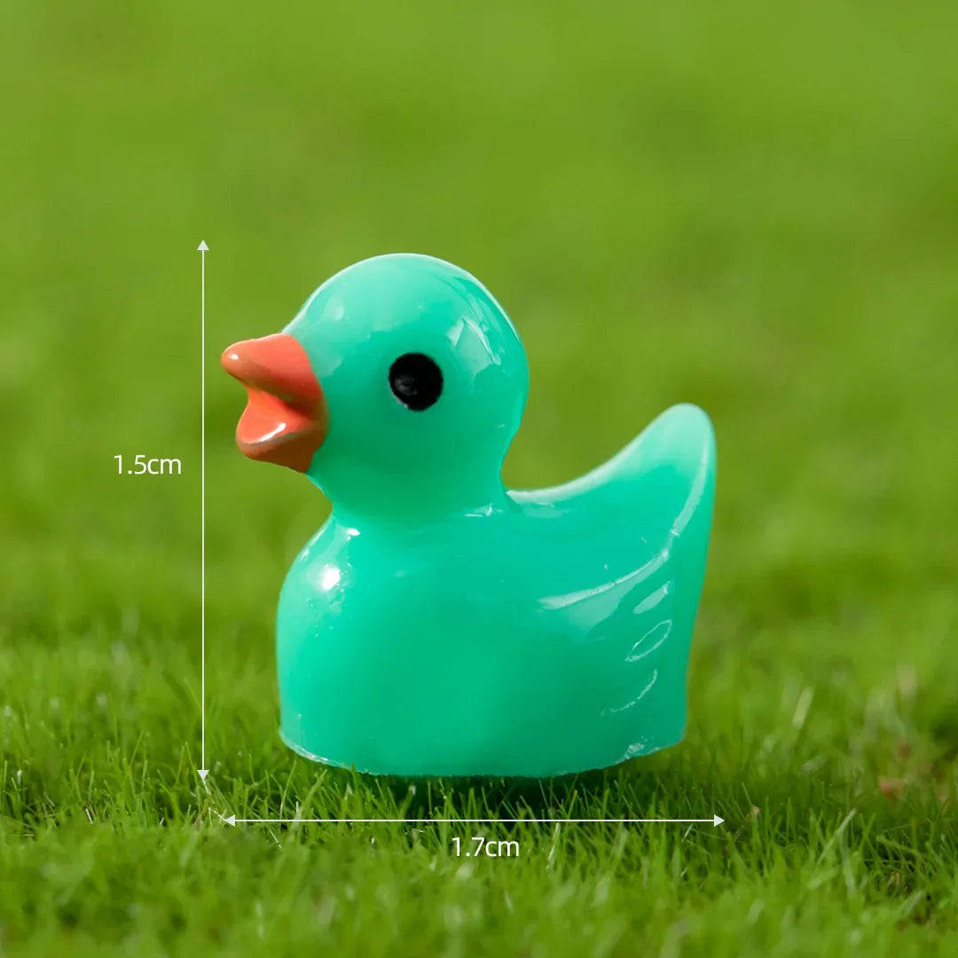 20pcs Tiny Ducks Figures Mini Resin Ducks Plastic Small Miniature Ducks for Dollhouse Fairy Garden Landscape Aquarium Decor