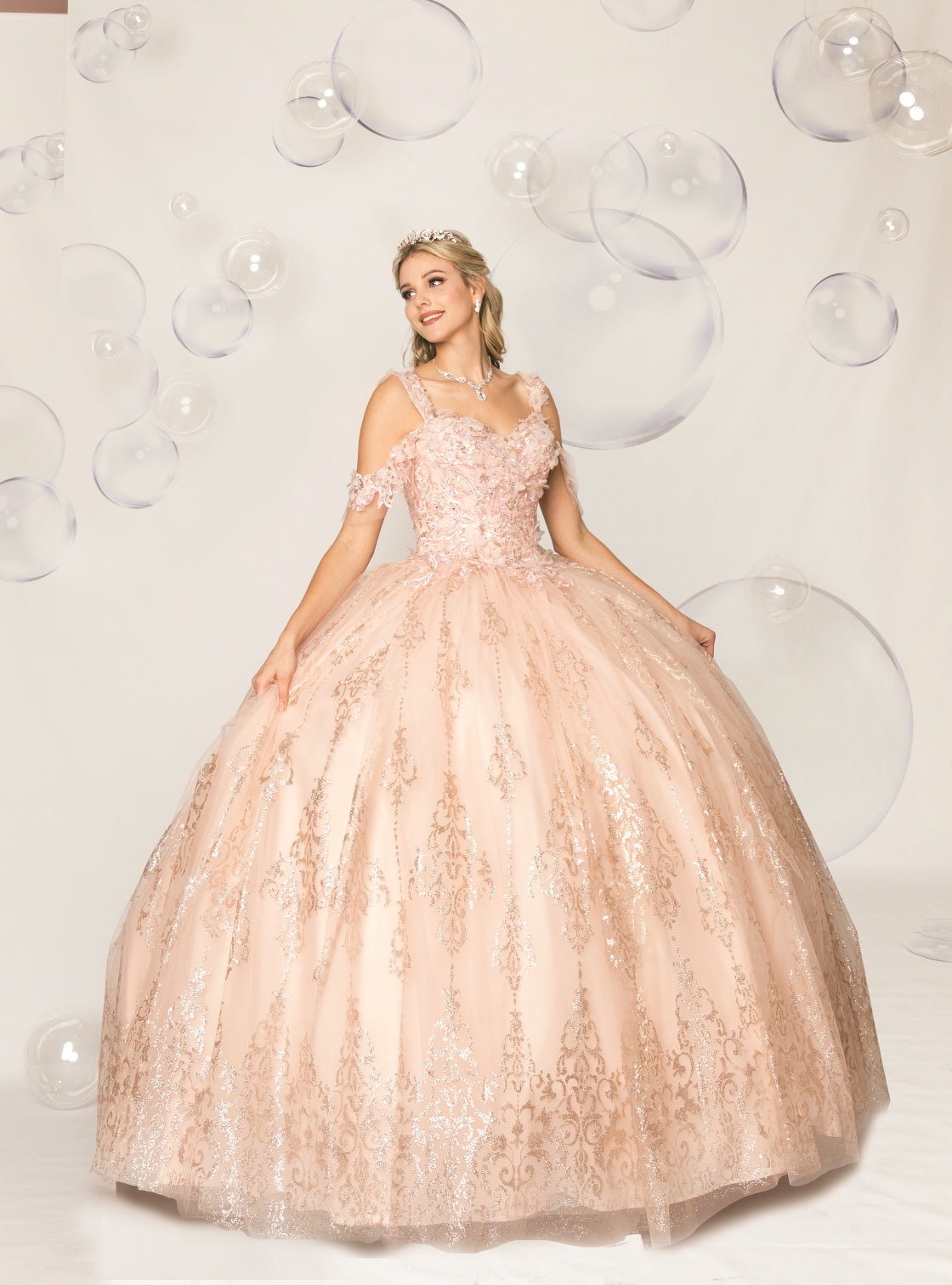 (LIVE 39) Elegant Quinceanera Dress with Tulle & Embroidery for Special Occasions - Beautiful & Versatile Design
