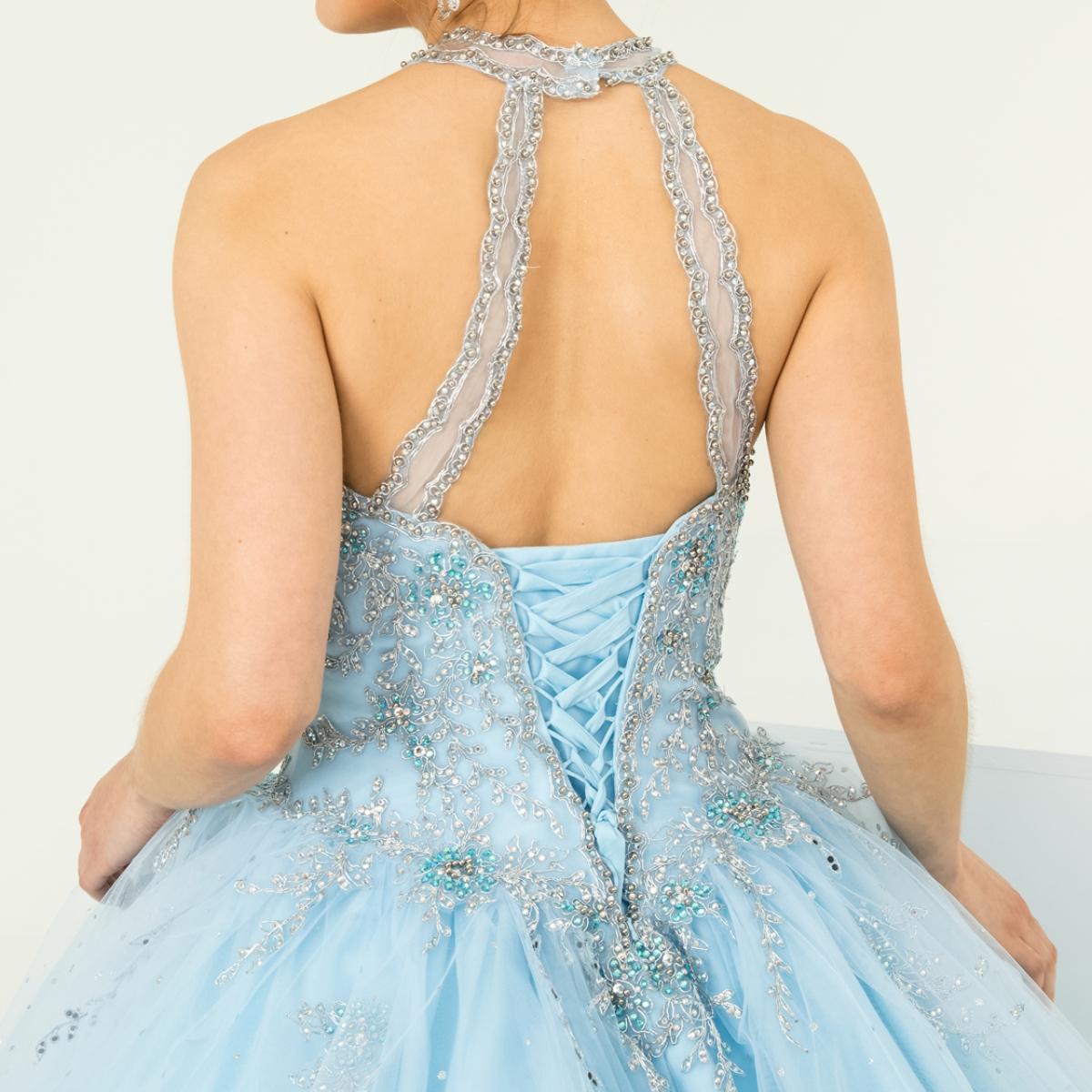 (LIVE 47) Adult gowns, tailored fit, eternal charm.