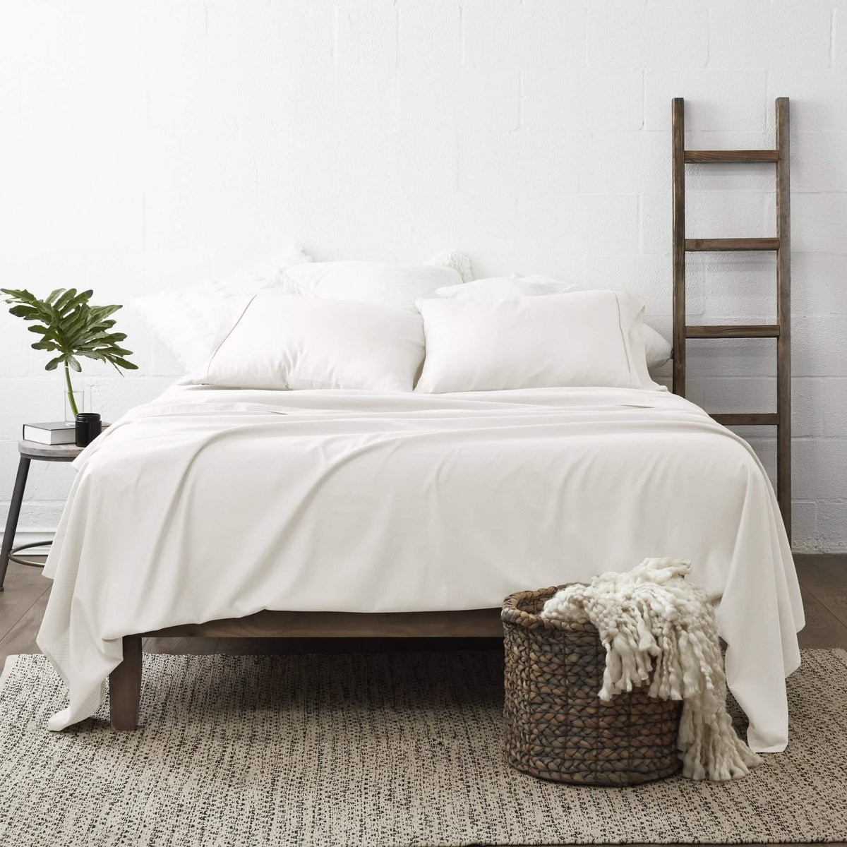4-Piece: Chevron Embossed Sheet Set