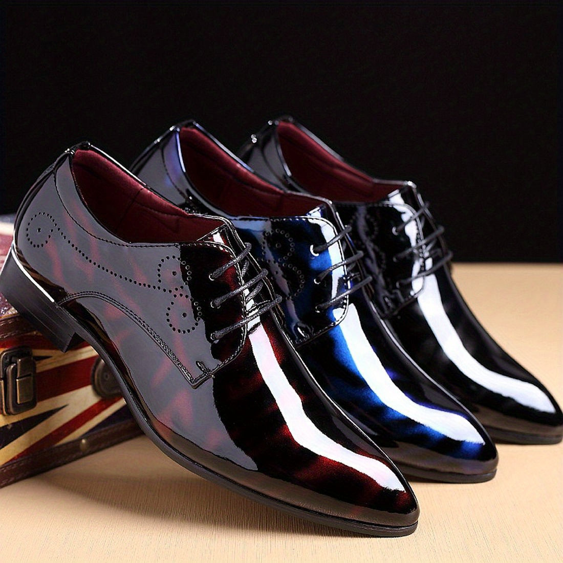 Elegant Men's Oxford Brogue Shoes - Lace-Up Pointed Toe, Durable & Comfortable for Wedding, Business & Office Wear, All-Season Design