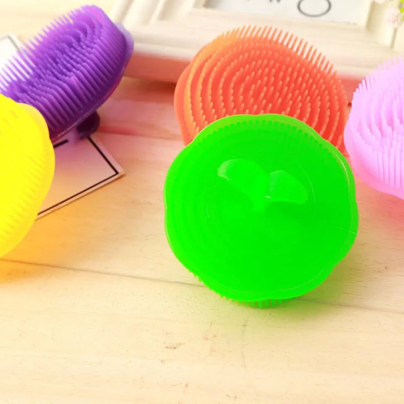 Round Pet Products Dog Cat Bath Brush Comb Cute Lovely Fur Grooming Massage Device Colorful Hair Brush