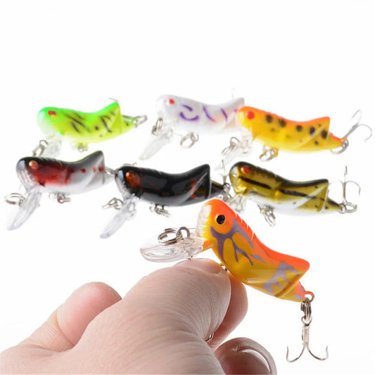 1Pcs 4.1g/4.5cm Flying Jig Wobbler Fishing Lure Grasshopper Chub Beetle Dry Flies Realistic Insect Bait For Pike Bass Trout Lure