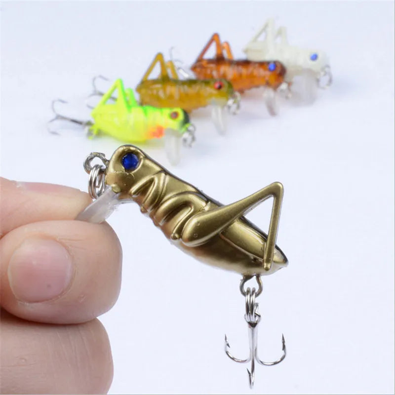 1PCS 40mm 3g Grasshopper Insects Fishing Lures Flying Wobbler Lure Hard Bait 10# Hooks Artificial Baits Bass Pike Fishing Tools