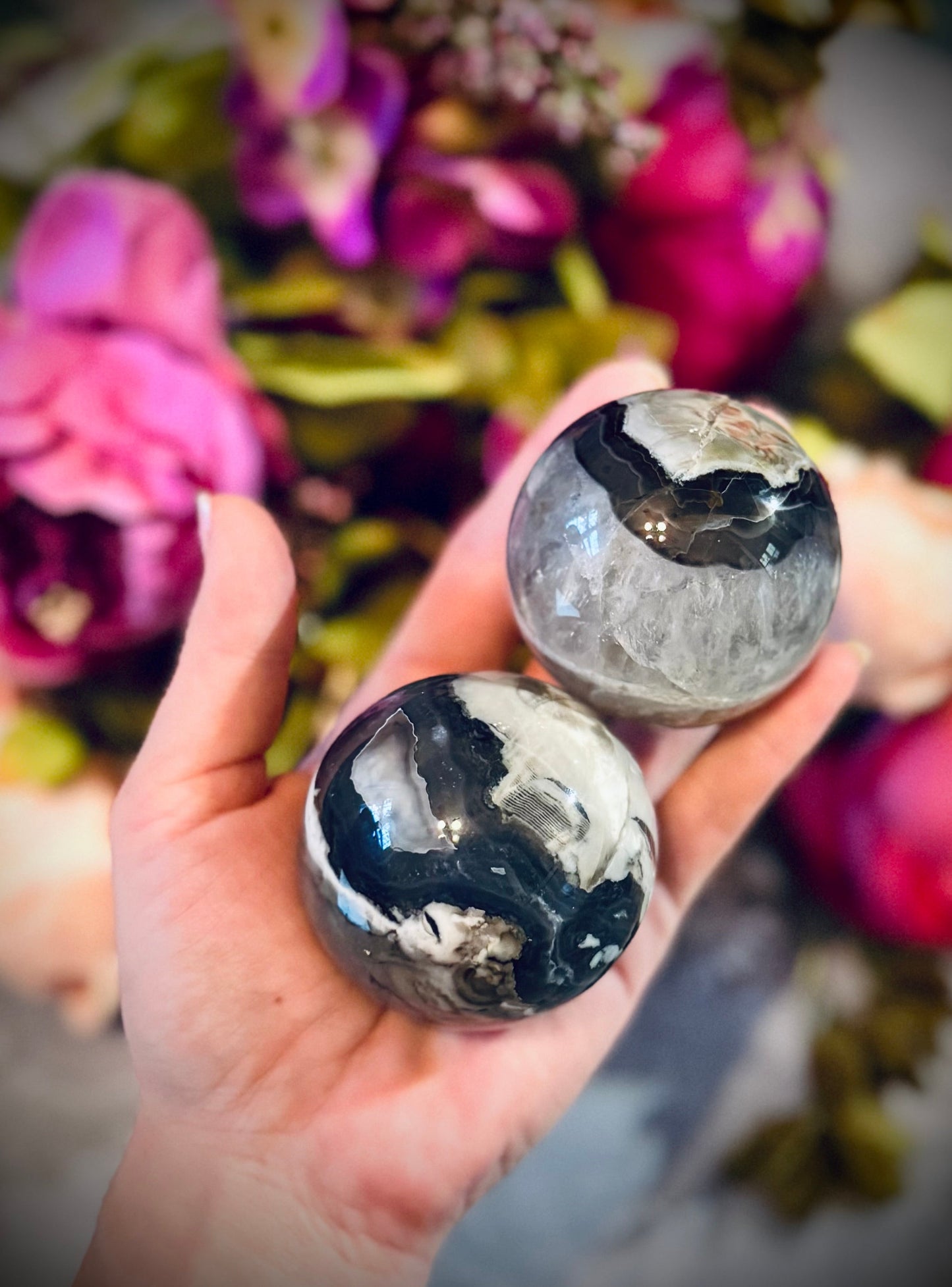 Volcano Agate Crystal Spheres, UV Fluorescent Crystal Balls