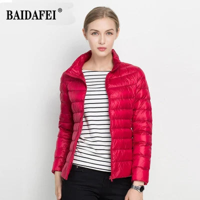Women Short Puffer Jacket 2023 New Fashion Stand Collar Lightweight Water-Resistant Packable Female Down Parka Casual Coat