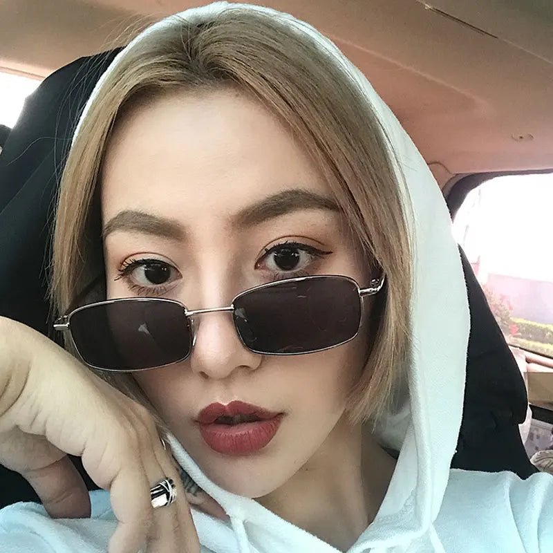 New Vintage Small Rectangle Sunglasses Men Women Fashion Punk Square Sun Glasses Brand Metal Frame Black Driving Eyewear