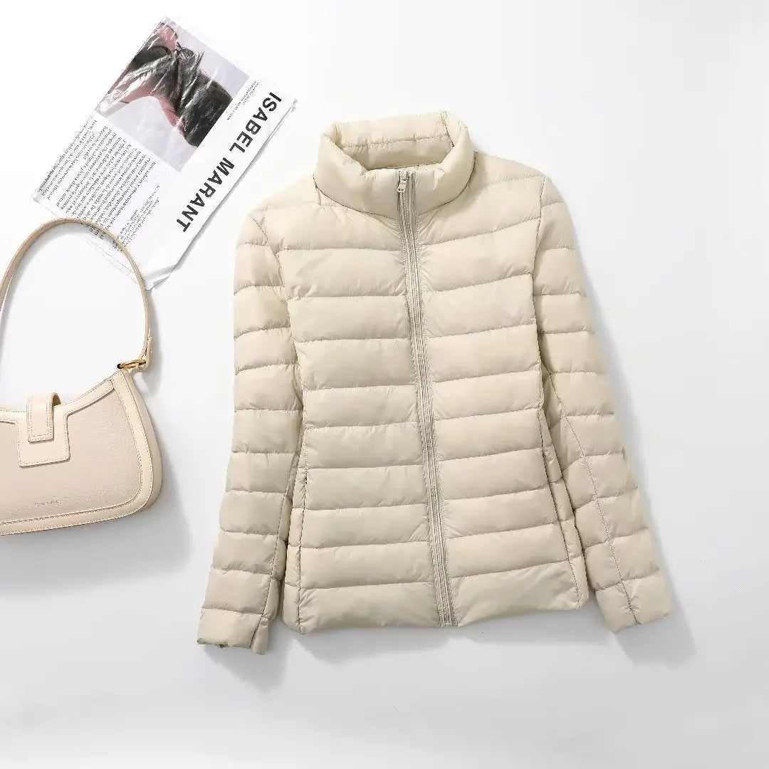 Women Short Puffer Jacket 2023 New Fashion Stand Collar Lightweight Water-Resistant Packable Female Down Parka Casual Coat