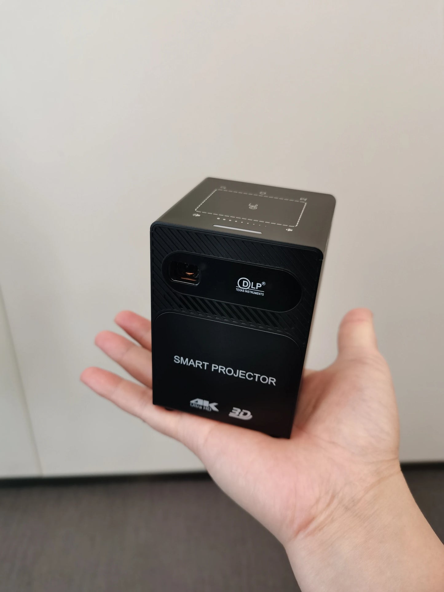 Mini Portable Projector Home Theater 4K 3D DLP Android Smart Ceiling Car Outdoor Wifi Bluetooth Mobile Battery Rechargeable LED