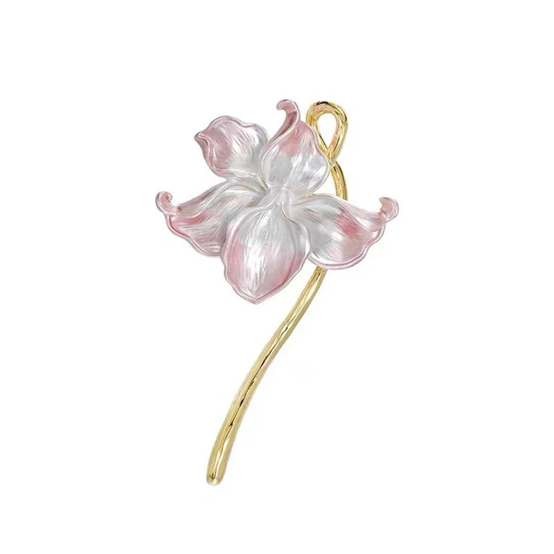 New Style Temperament Sense Water Lily Enamel Lily Flower Brooches For Women Weddings Banquet Office Brooch Pins Gifts