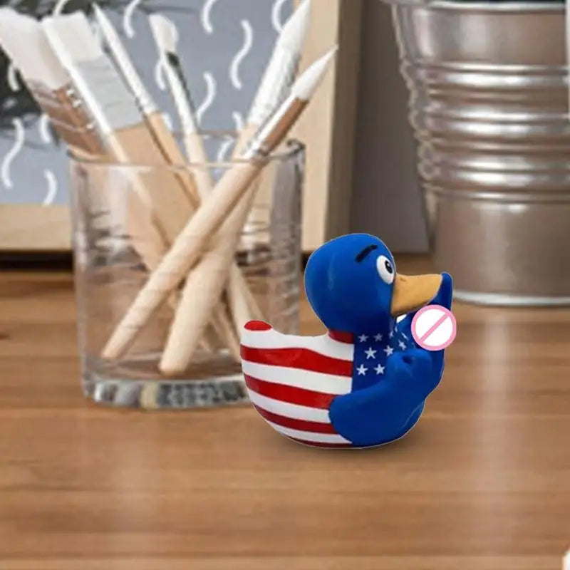 Middle Finger Duck Funny Middle Finger Duck Garden Statue Yellow Duck Middle Finger Ornament Home Bedroom Desk Car Decoration