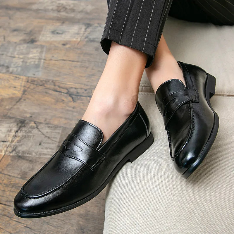 Spring men's fashion loafers casual fashion comfortable luxury British style formal shoes