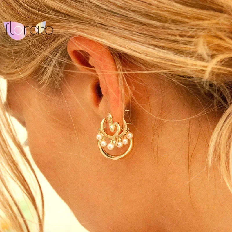 925 Sterling Silver Needle Pearl Conch Pendant Hoop Earrings For Women Simple Temperament Huggie Earrings Fashion INS Jewelry