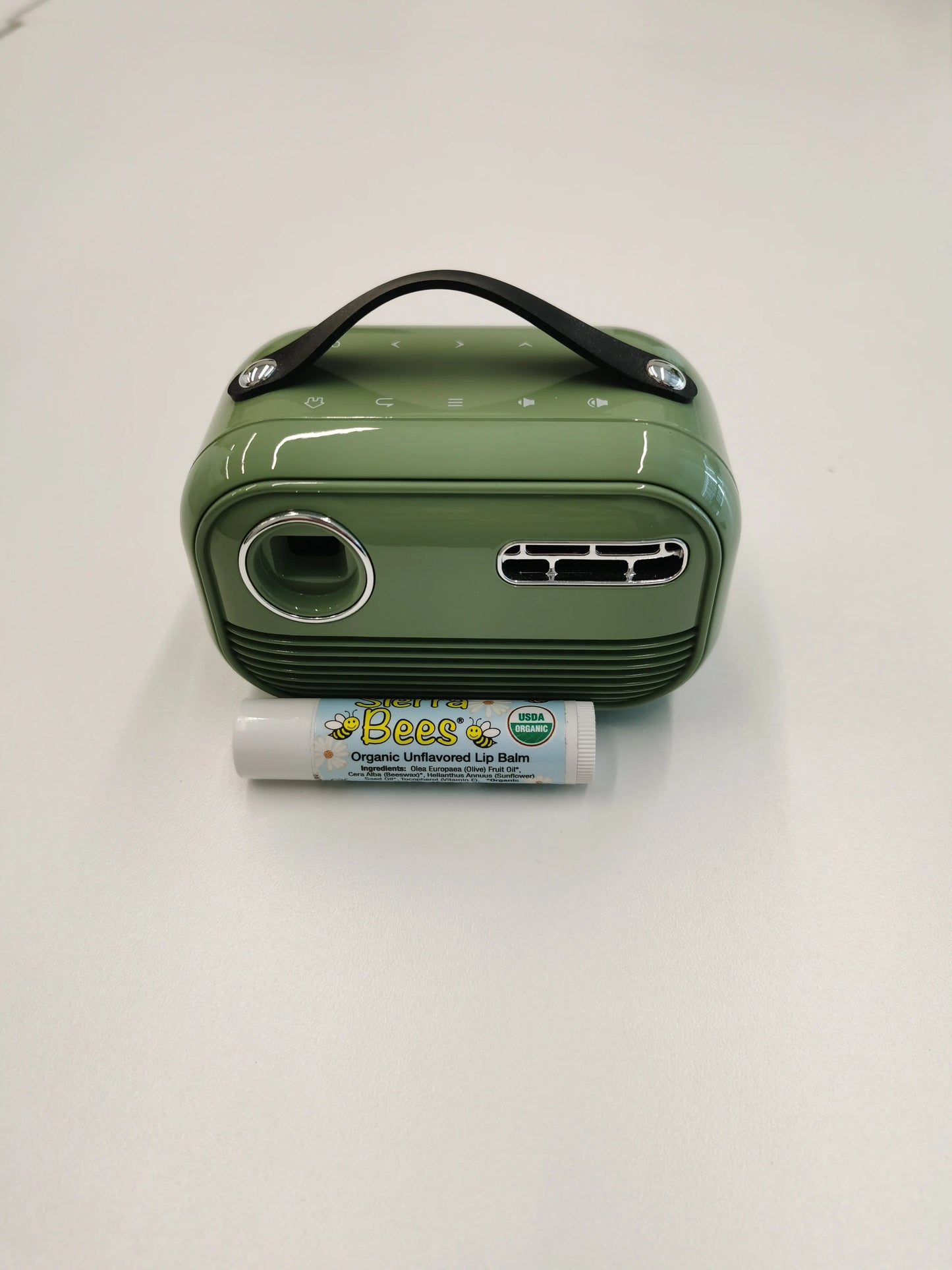 Mini Portable Projector Home Theater 4K 3D DLP Android Smart Ceiling Car Outdoor Wifi Bluetooth Mobile Battery Rechargeable LED