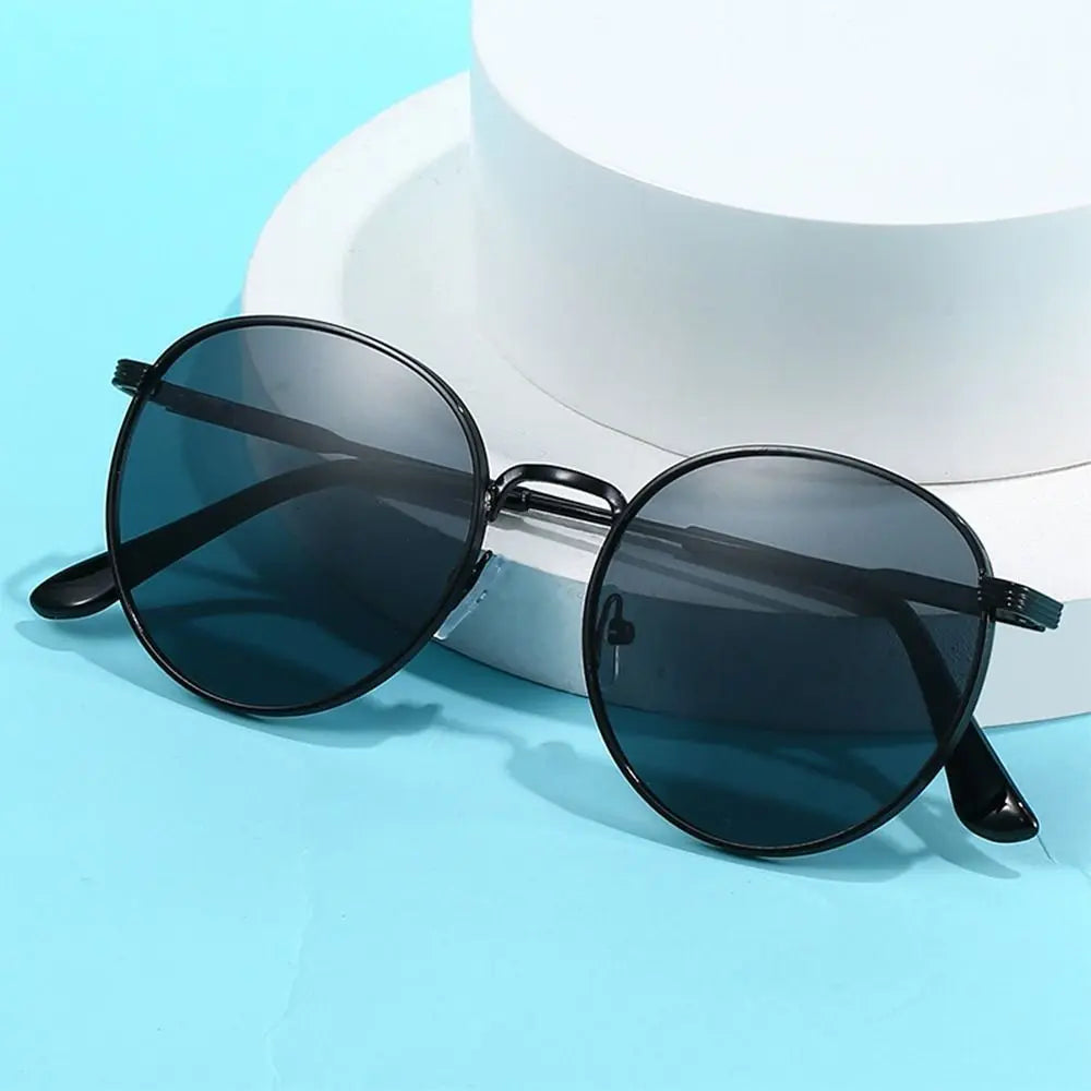 Retro Vintage Round Polarized Sunglasses Men Brand Designer Sun Glasses Women Alloy Metal Frame Black Lens Eyewear Driving UV400