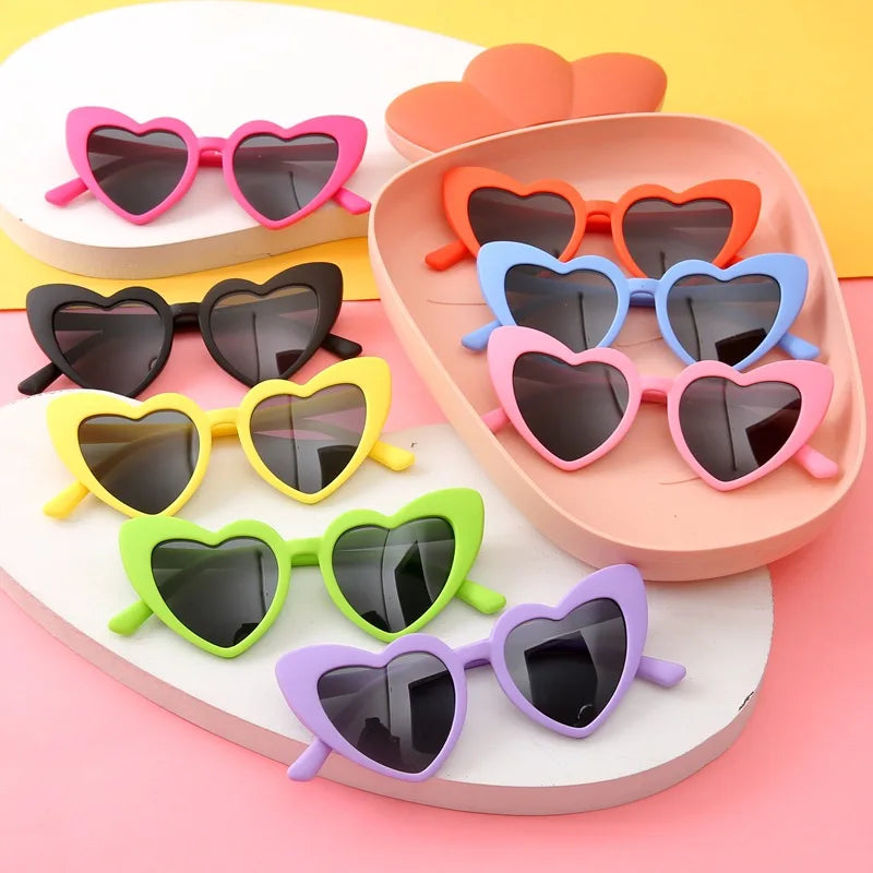 3-9 Year Kids Heart Sunglasses Vintage Heart-Shaped Toddler Sunglasses Cute Pink Boys Girls Outdoor Children Cartoon Eyewear