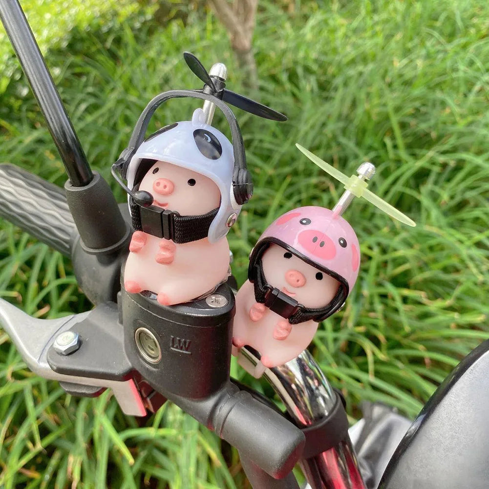 Wind Broken Car Cute Little Pink Pig with Helmet Propeller Wind-breaking Duck Road Bike Motor Helmet Riding Cycling Car Decor