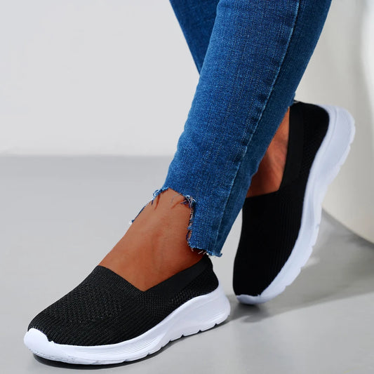 Women Sneakers Lightweight Summer Shoes For Women Casual Flats Shoes Plus Size Women Loafers Anti Slip Tennis Shoes Slio On