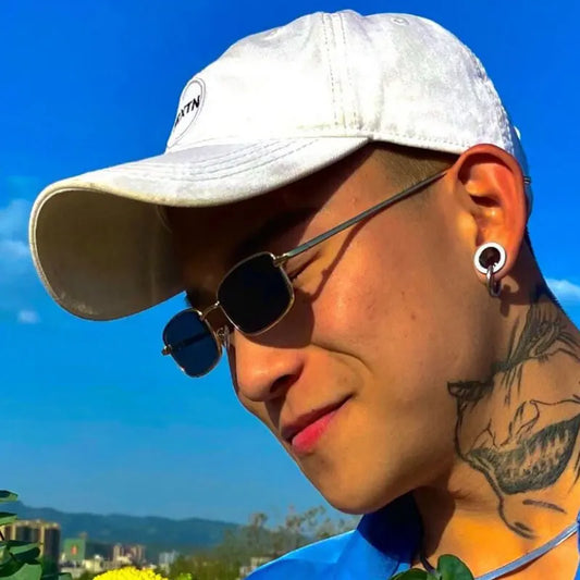 New Vintage Small Rectangle Sunglasses Men Women Fashion Punk Square Sun Glasses Brand Metal Frame Black Driving Eyewear