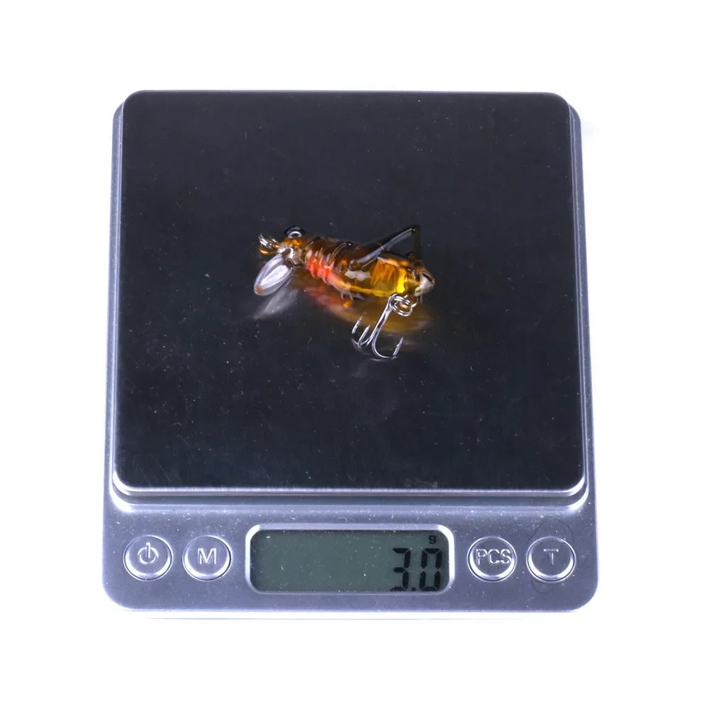 3.5CM-3G Mini Crankbait Simulated Fishing Lure Grasshopper Locust Fake Bait 3g Mini Cricket Insect Luya Fish Bionic Bait