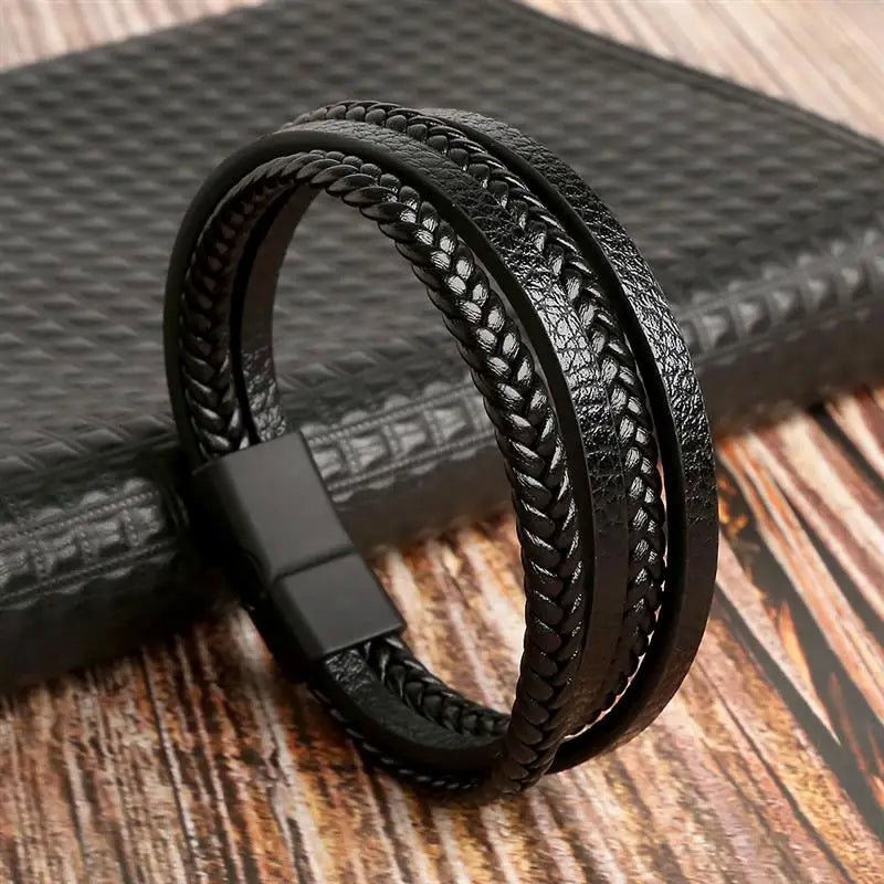 Fashion Braided Rope Woven Multilayer Leather Men Bracelets Punk Mental Magnet Bangle for Friend Charm Jewelry Gifts