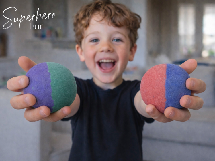 EvolutionUSA Epic Superhero Bath Bombs for Kids, 6pc Super Hero Bath Bombs with Toy Inside Bathbombs, Spiderman Bathbomb with Surprise Inside, Bath Balls for Marvel Lovers, Easter Childrens Bath Bomb